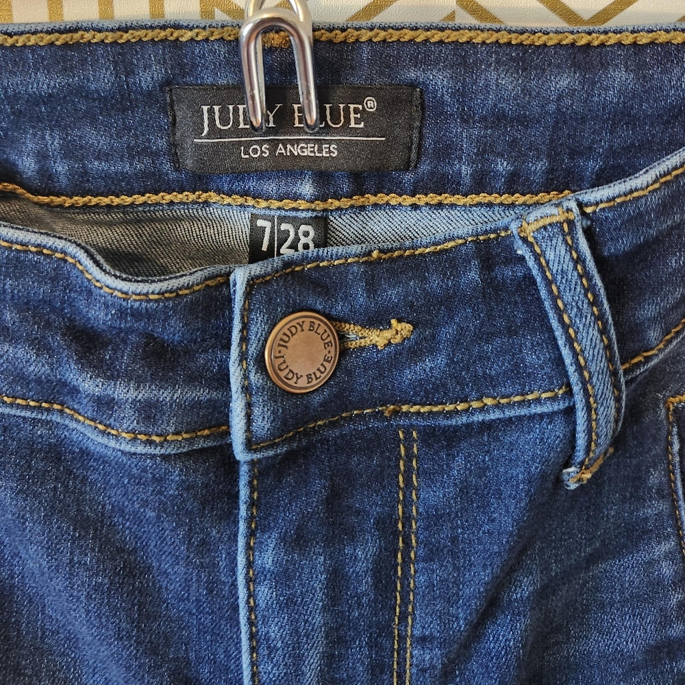 Blue Jeans bundle - Picture 7 of 14